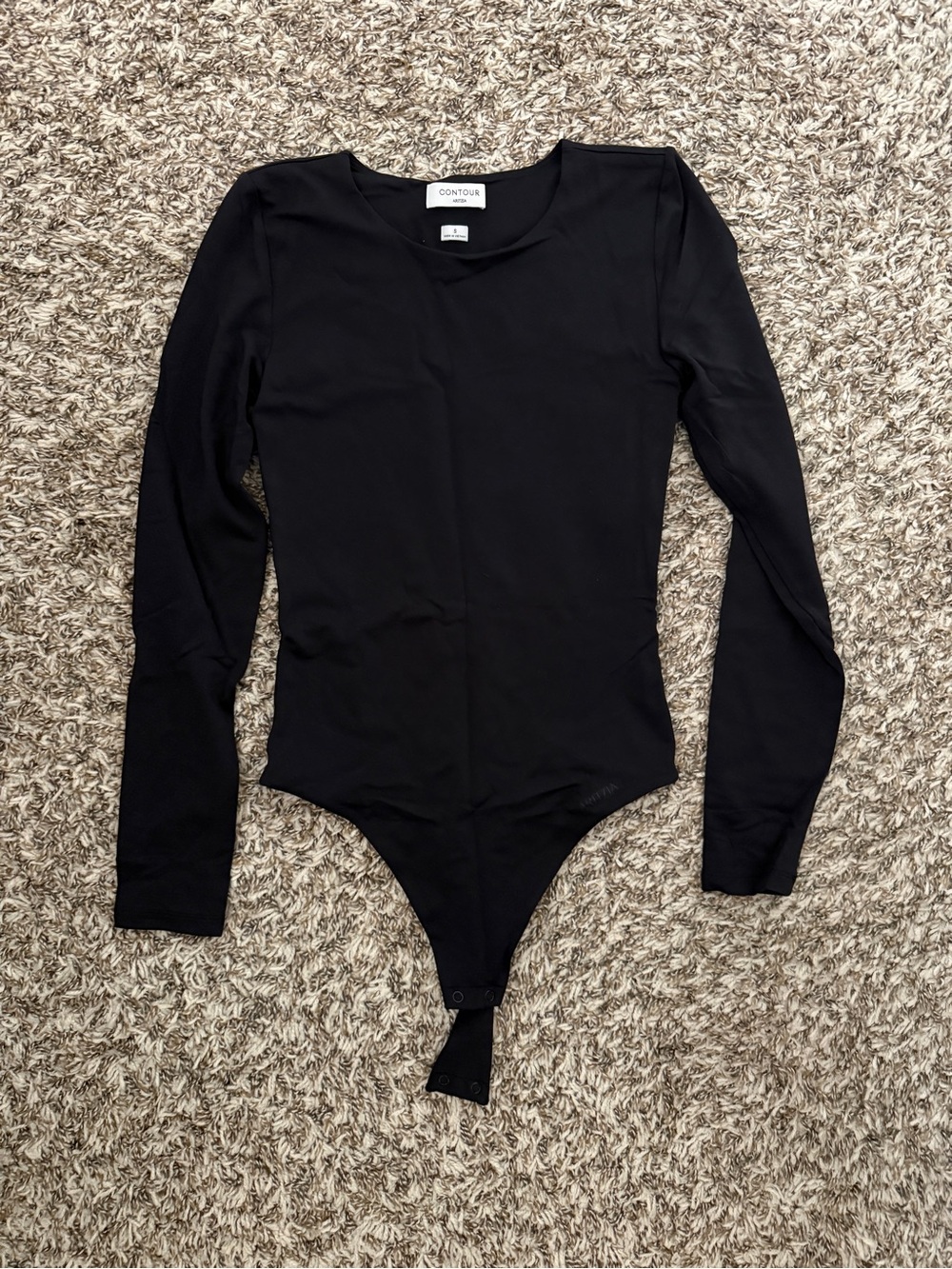 Aritzia Contour Long Sleeve Bodysuit